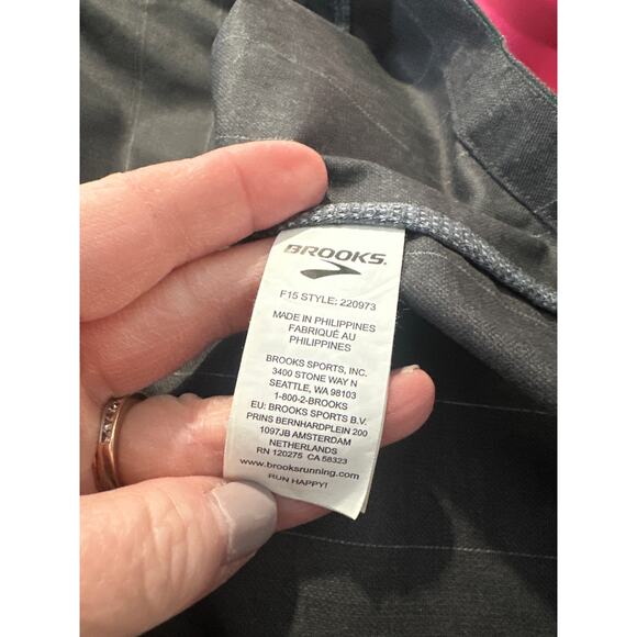 Brooks LIghtweight Jacket Size M - Picture 6 of 6